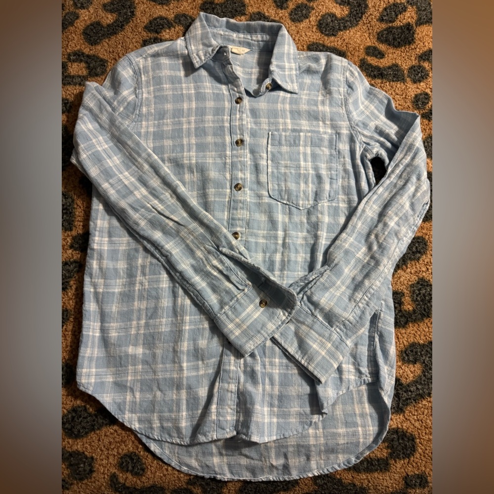 Aeropostale Blue Casual Button Down Shirt